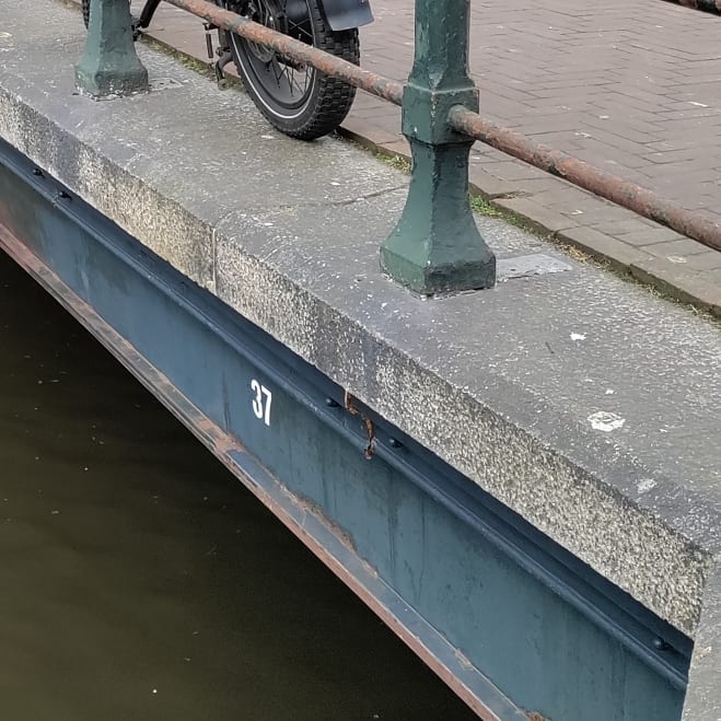 Bridge 37: The Unnamed Tram Crossing That Was Once Amsterdam’s Water Gauge