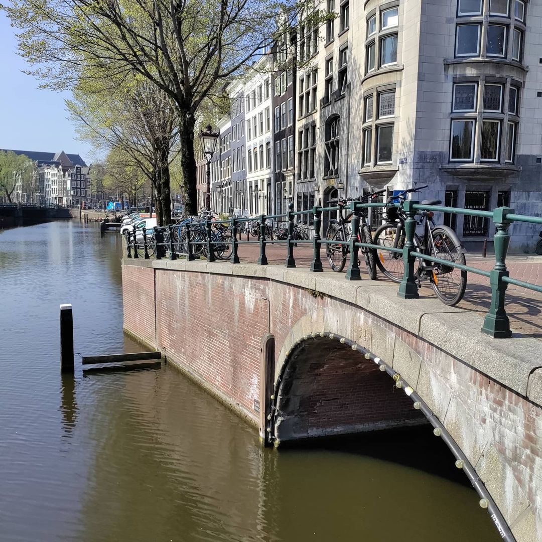 Brug 52: The Bridge at the Foot of the Lily Lock